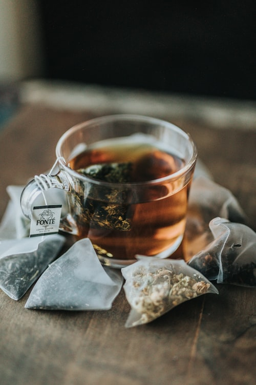 Hot Tea (English Breakfast, Green Tea)